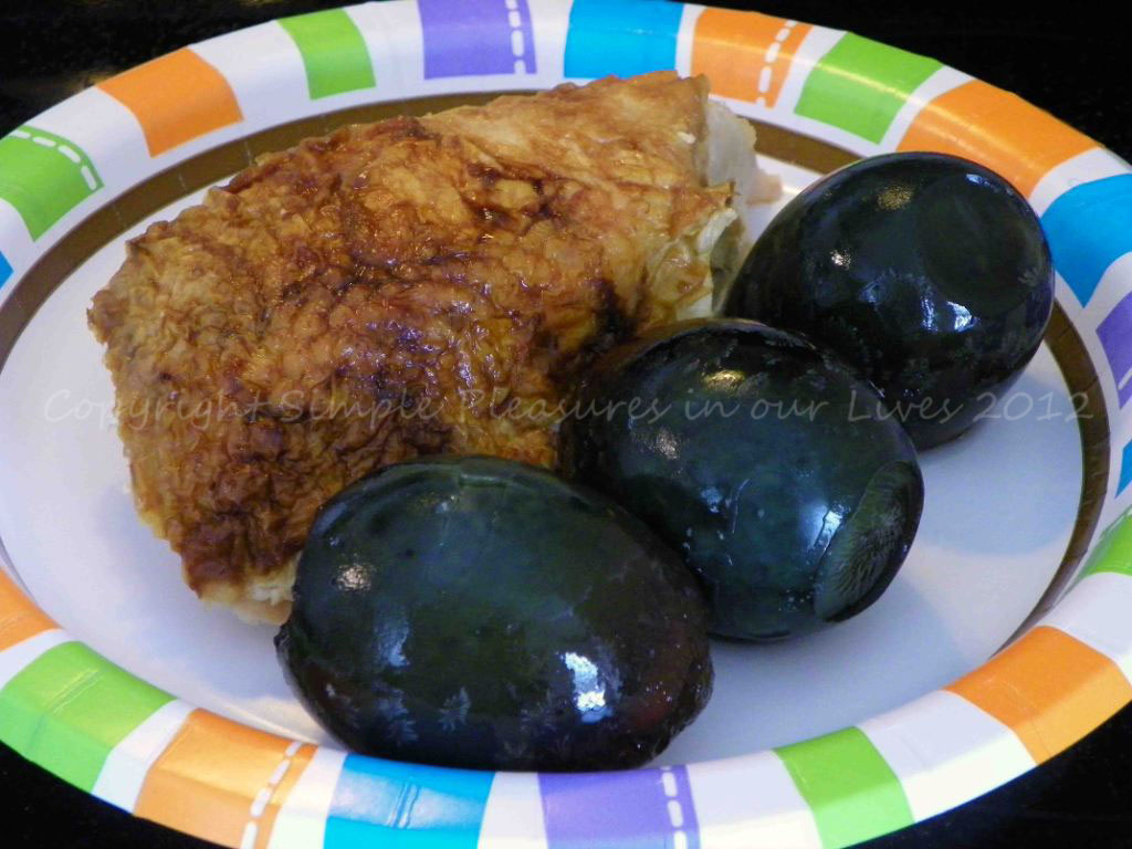 What the eggs look like shelled